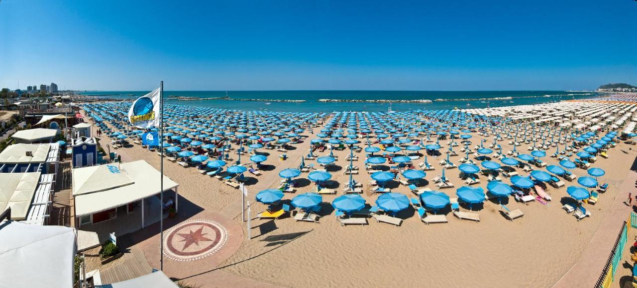 Hotel Panorama Cattolica Zewnętrze zdjęcie